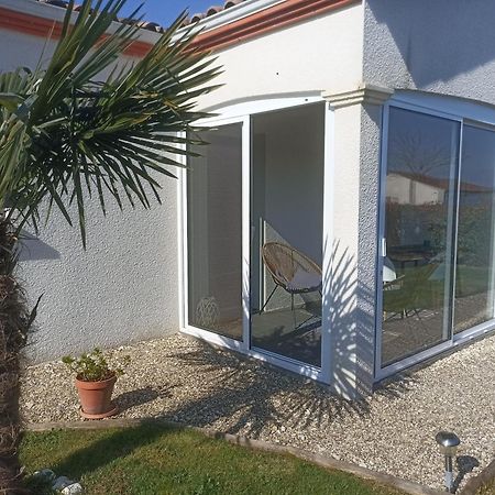 Chambre D'Hotes Les Joncs Brax  Bagian luar foto